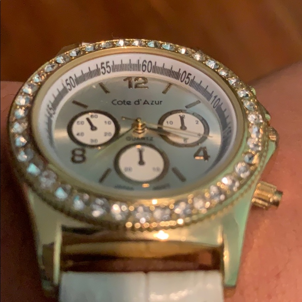 Cote d’ Azur White & Gold Watch